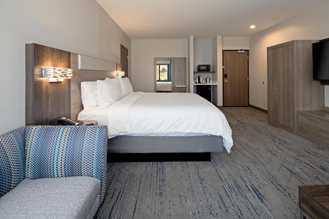 Holiday Inn Express & Suites - Valencia - Santa Clarita By Ihg Exterior foto