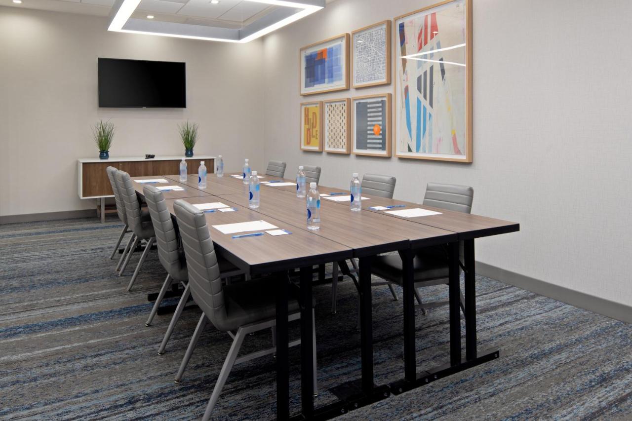 Holiday Inn Express & Suites - Valencia - Santa Clarita By Ihg Exterior foto