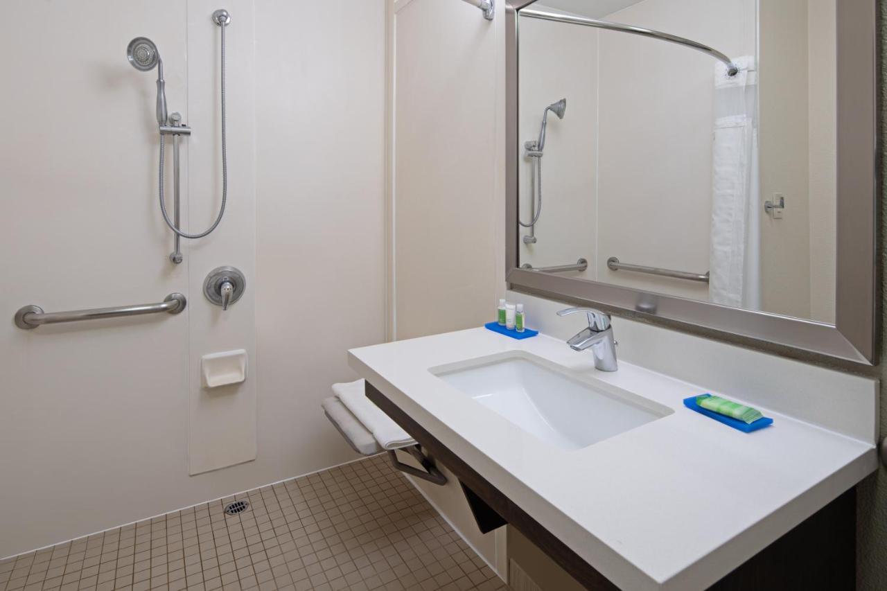 Holiday Inn Express & Suites - Valencia - Santa Clarita By Ihg Exterior foto